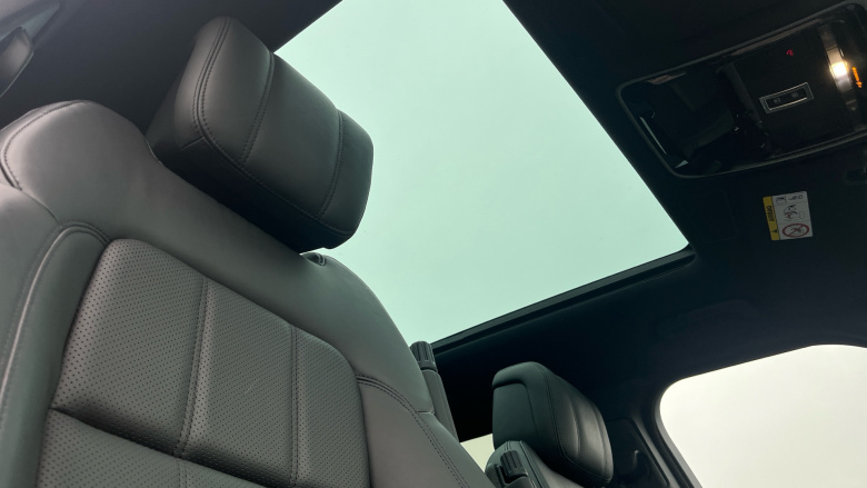 Land Rover Range Rover Sport 2.0 P400e HSE Dynamic Black 5dr Auto Estate